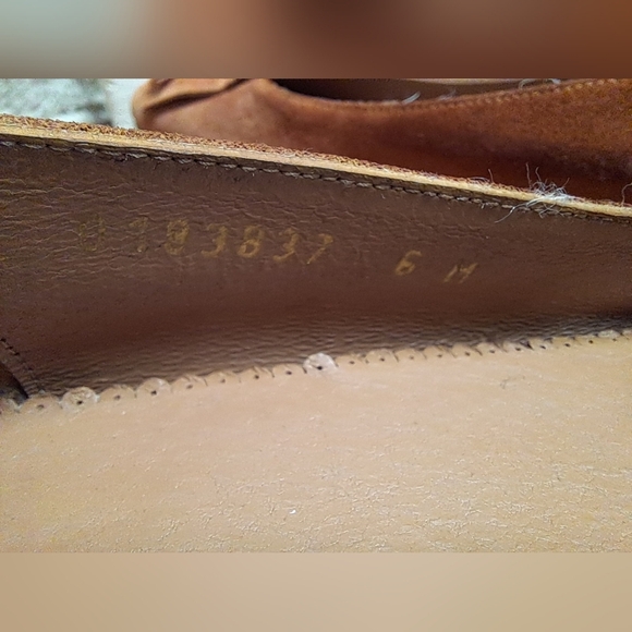 Women's Delman Suede Loafer Flats Size 6 - Picture 2 of 9